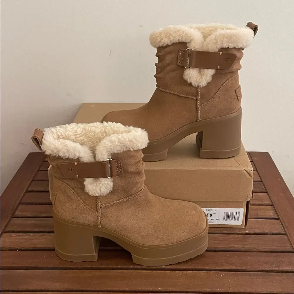 UGG Moxy Pull On Boots Chestnut USA Women Size 8/UK 6/EU 39